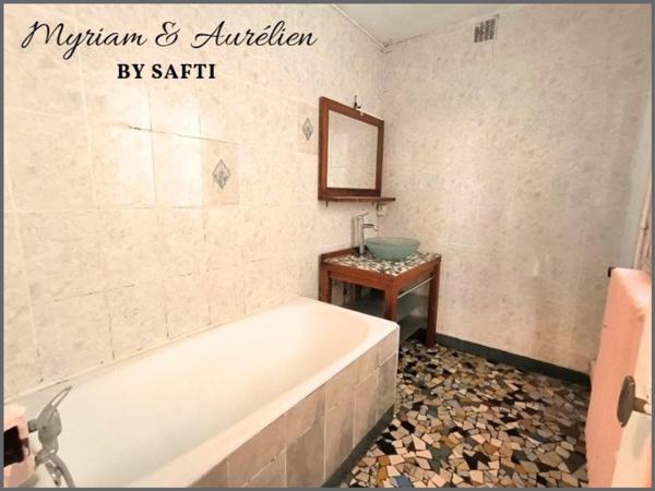 Maison de ville – 70 m² habitables – Jardin