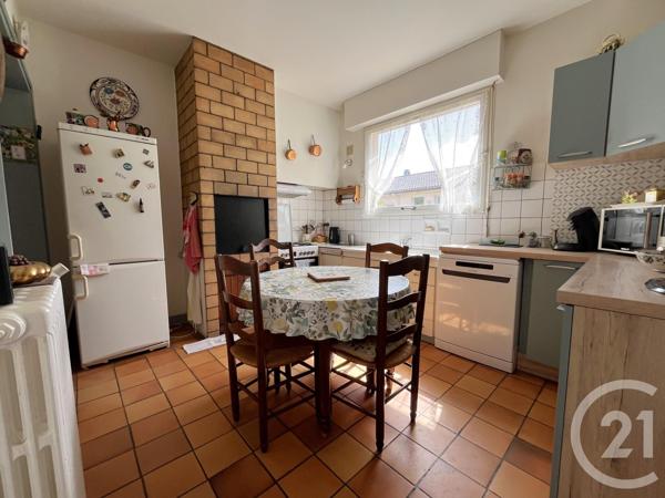 Maison à vendre  5 pièces - 102 m 2   ST QUENTIN DE BARON  - 33