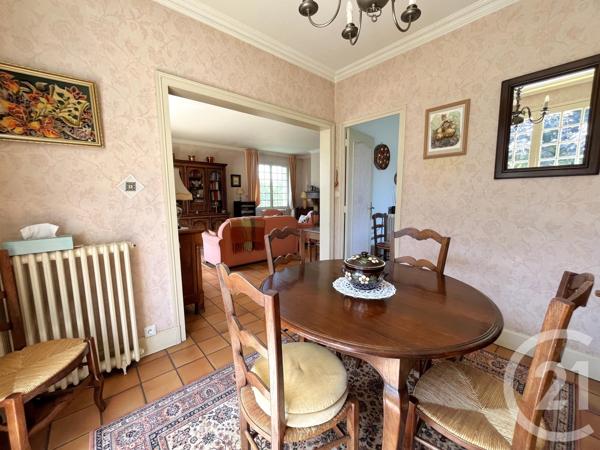 Maison à vendre  5 pièces - 102 m 2   ST QUENTIN DE BARON  - 33