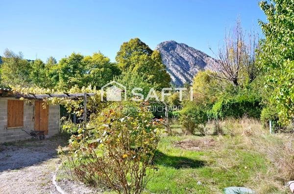 Maison de 80 m² sur terrain de 726 m² ENTRAGES