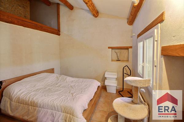 Appartement Saint Just  d'Ardèche - 3 pièces  - 66 m2