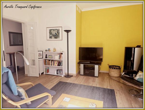 Maison à vendre 7 pièces SAINT JEAN D'ANGELY centre (17) 135m² avec Grand GARAGE, 3 chambres et 1 bureau