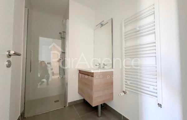 Appartement T4 neuf avec balcon Résidence récente Royan
