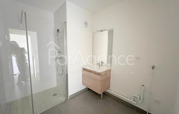 Appartement T4 neuf avec balcon Résidence récente Royan