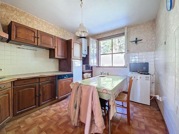 Maison familiale avec grand terrain arbore et fort potentiel a Castanet-Tolosan