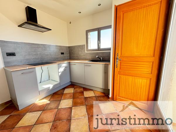 Appartement T2 dans immeuble de caractère à Pont-St-Esprit