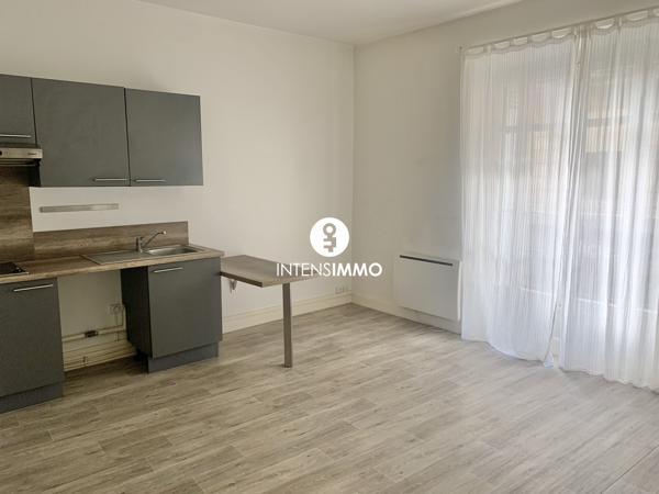 Appartement 2 pièces - 34m² - Bordeaux - Saint Pierre 866 € f t