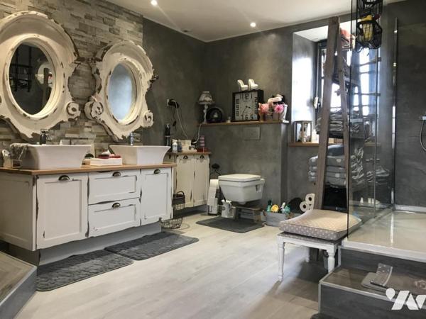 Proche Guingamp - Ancien Manoir avec piscine sur parc de 3 hectares