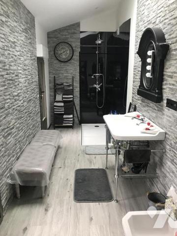 Proche Guingamp - Ancien Manoir avec piscine sur parc de 3 hectares