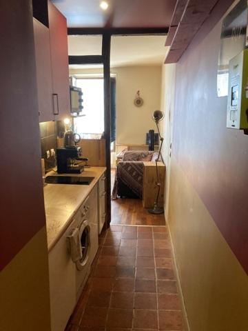 Appartement à vendre 291 500 € Paris 18 2 p 28 m² DPE D