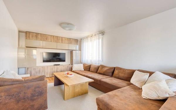 Maison à vendre    4 pièces •  Paris 13