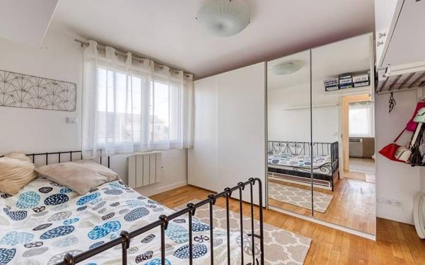 Maison à vendre    4 pièces •  Paris 13