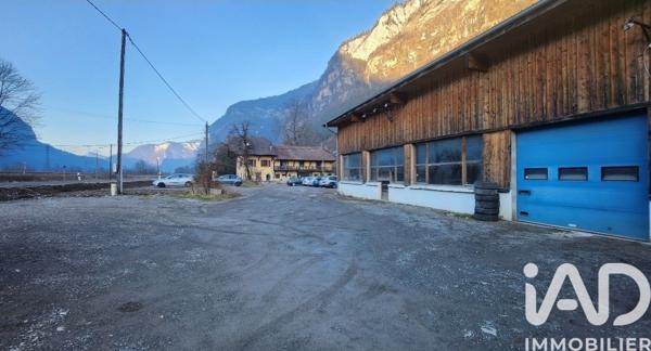 Immeuble à vendre 350 m² Magland