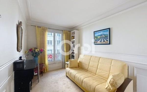 Appartement à vendre    3 pièces • 60,41 m2 Paris 15