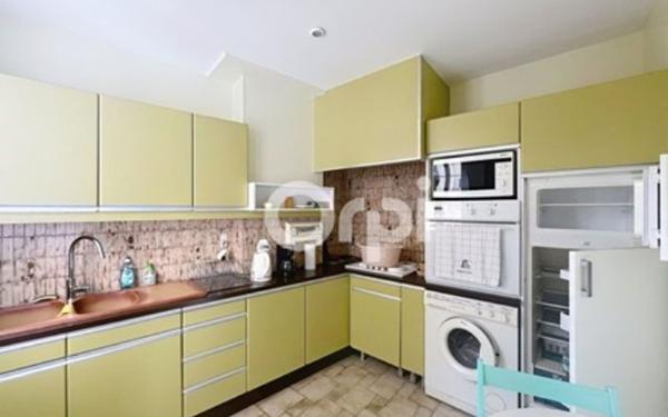 Appartement à vendre    3 pièces • 60,41 m2 Paris 15