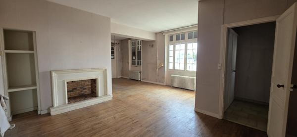 Maison 129.13m², 4 chambres à Ruffec (16)