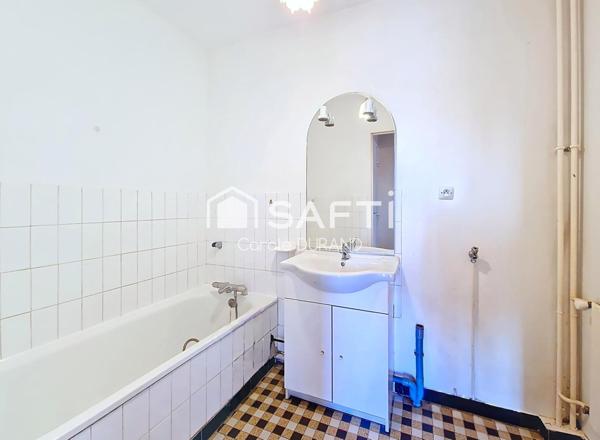 T2 avec balcon, ascenseur et vue dégagée