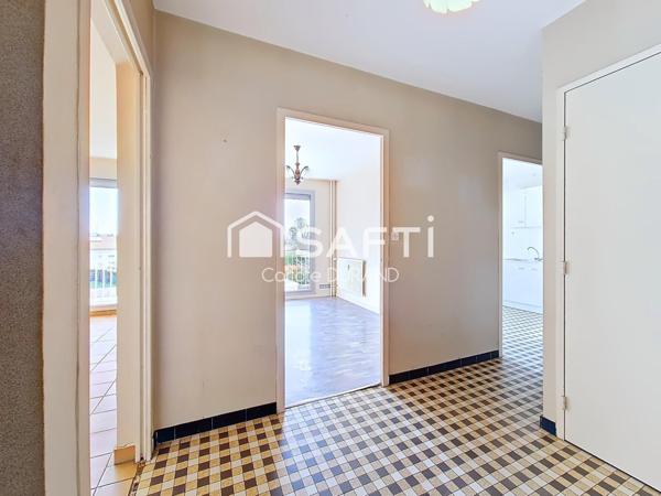 T2 avec balcon, ascenseur et vue dégagée