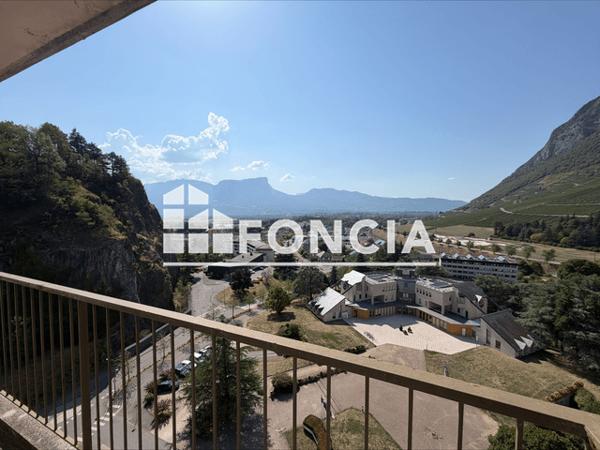 Location Appartement 3 pièces 74.3 m² - PLACE ALBERT SERRAZ Montmelian 73800