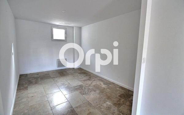 Appartement à vendre    2 pièces • 46 m2 Marseille 15
