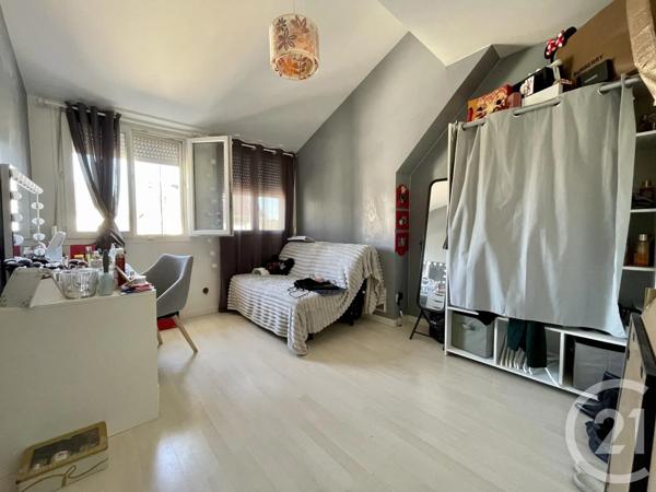 Maison à vendre  6 pièces - 104,01 m 2   VILLEPARISIS  - 77