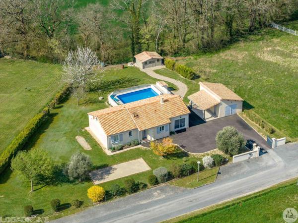 Maison de plain pied de 112m2, garage, piscine