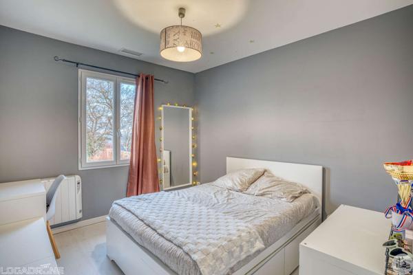 Maison de plain pied de 112m2, garage, piscine