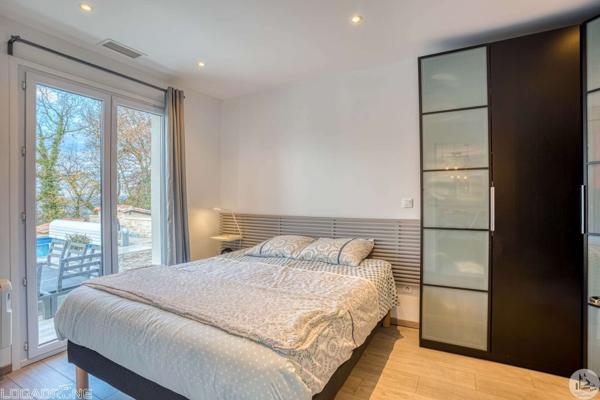 Maison de plain pied de 112m2, garage, piscine