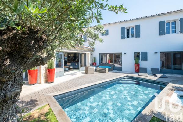 Maison à vendre 8 pièces 244 m² Rivedoux-Plage