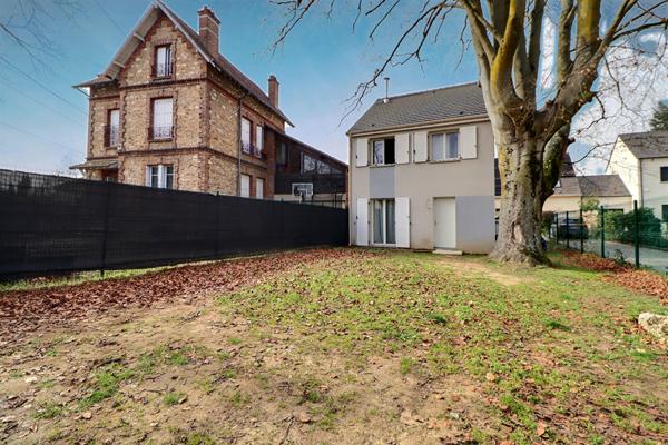 Maison 5 pièces à vendre à Saint-Leu-la-Forêt -