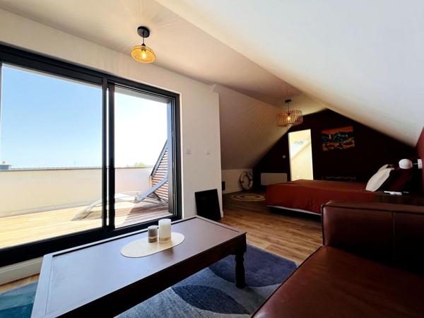 Arradon-Moustoir- Maison 194m 2  env . 5 suites- Garage