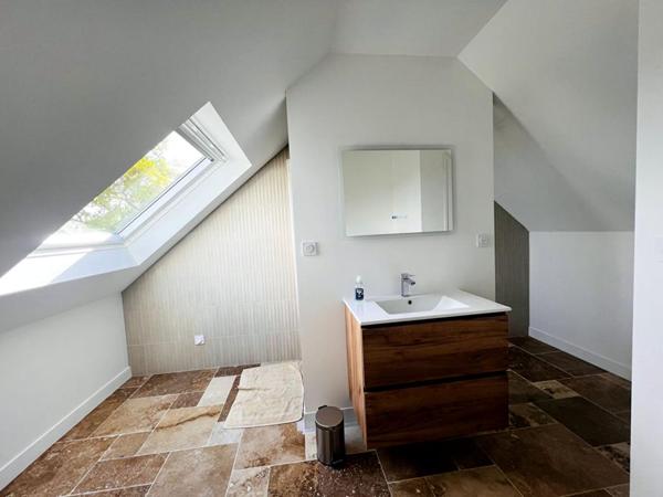 Arradon-Moustoir- Maison 194m 2  env . 5 suites- Garage