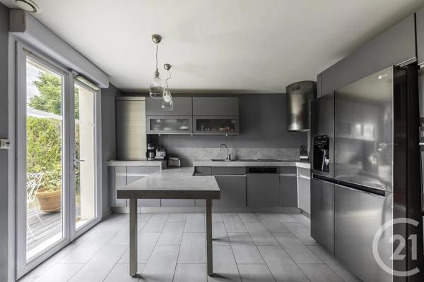 Maison à vendre  6 pièces - 117 m 2   CONFLANS STE HONORINE  - 78