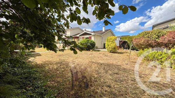 Maison à vendre  5 pièces - 98 m 2   CLAYE SOUILLY  - 77