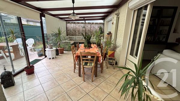 Maison à vendre  5 pièces - 98 m 2   CLAYE SOUILLY  - 77