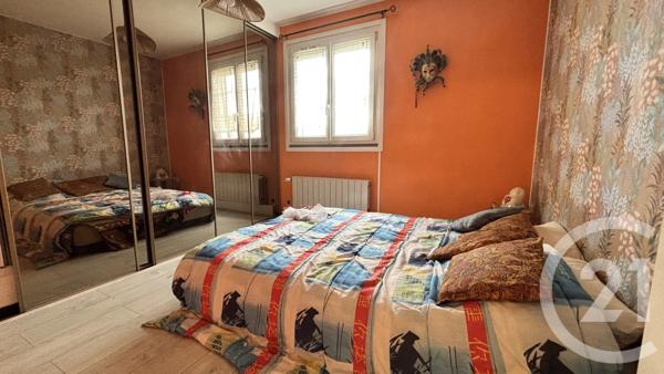 Maison à vendre  5 pièces - 98 m 2   CLAYE SOUILLY  - 77