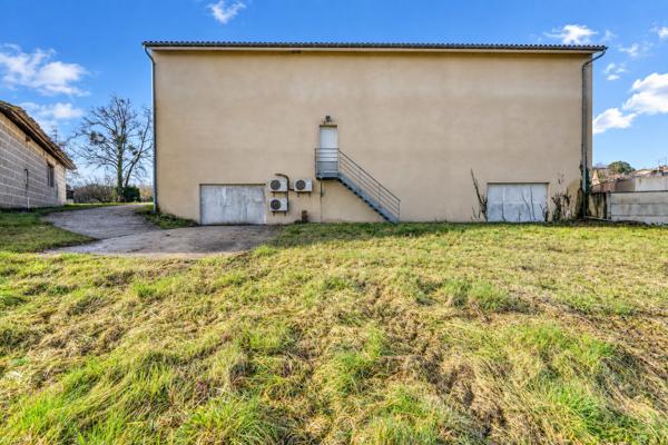 Bâtiment de 600m2 sur parcelle de 1000m2