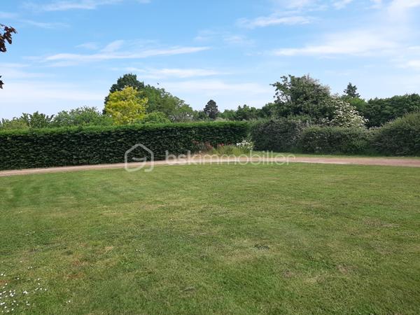 Terrain de 1 000 m²