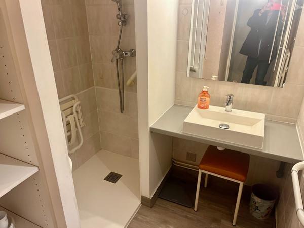 Appartement type 4 avec 2 ch, cave, garage fermé, balcon à canclaux'proce.,