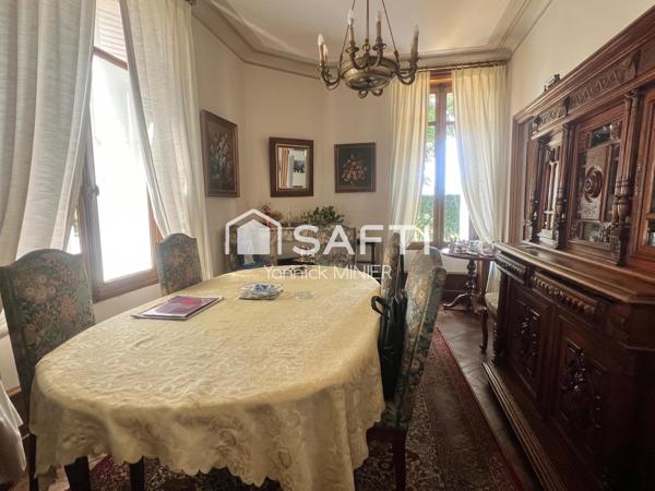 Maison de Maitre du XIX Siècle sur 3 niveaux