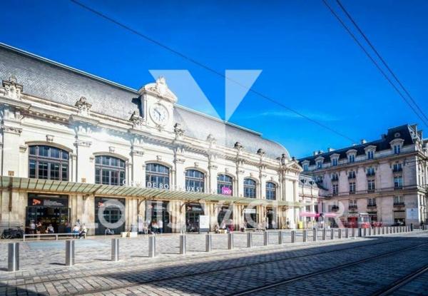 Local commercial de 135 m² à louer à Bordeaux