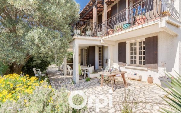 Maison à vendre    6 pièces •  Marseille 8