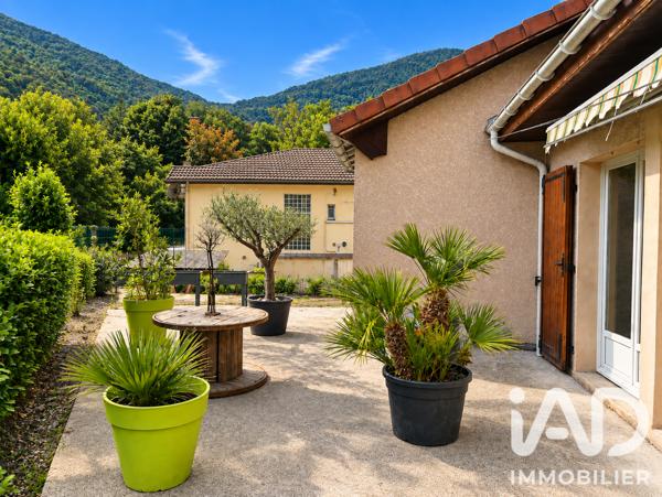Maison à vendre 5 pièces 130 m² Vizille