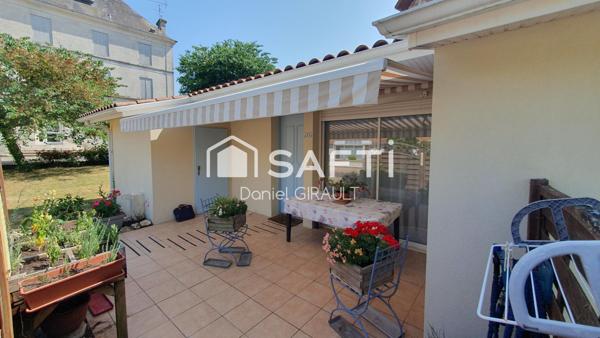 MEURSAC en Résidence Sénioriale maison de 72 m2 avec terrasse et garage