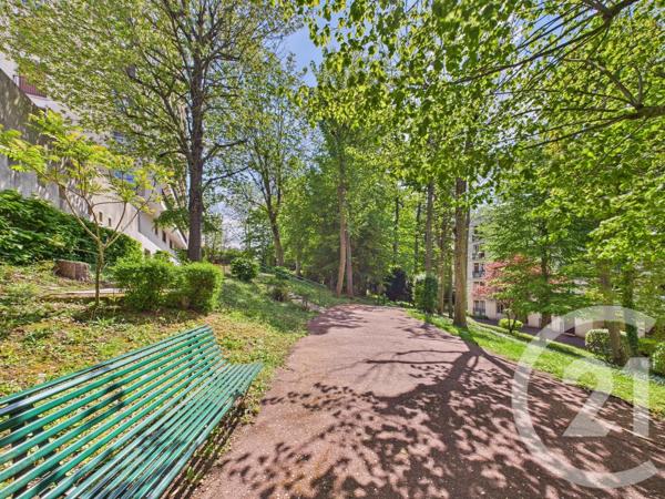 Appartement F2 à vendre  2 pièces - 44 m 2   CHARTRES  - 28
