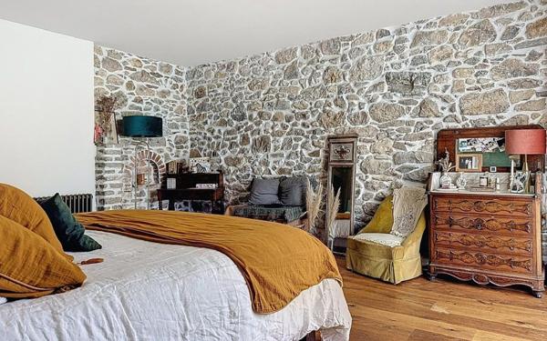 Maison à vendre    4 pièces •  Anglet