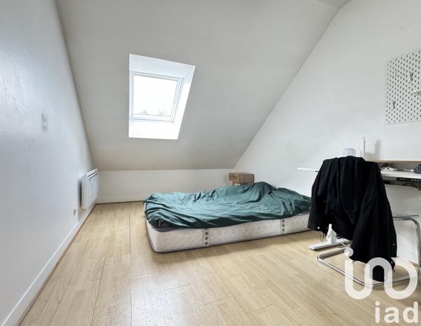 Appartement 2 pièces de 34 m² à Évry (91000)