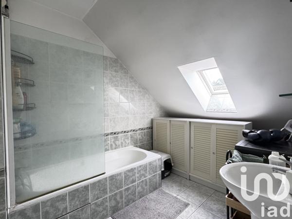 Appartement 2 pièces de 34 m² à Évry (91000)