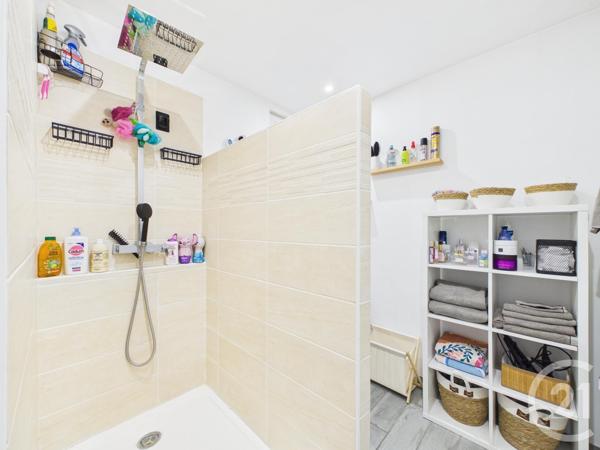 Appartement F4 à vendre  4 pièces - 64,97 m2 LA VALETTE DU VAR - 83