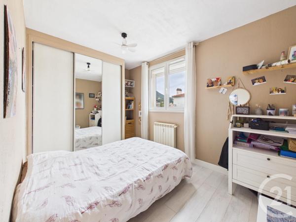 Appartement F4 à vendre  4 pièces - 64,97 m2 LA VALETTE DU VAR - 83